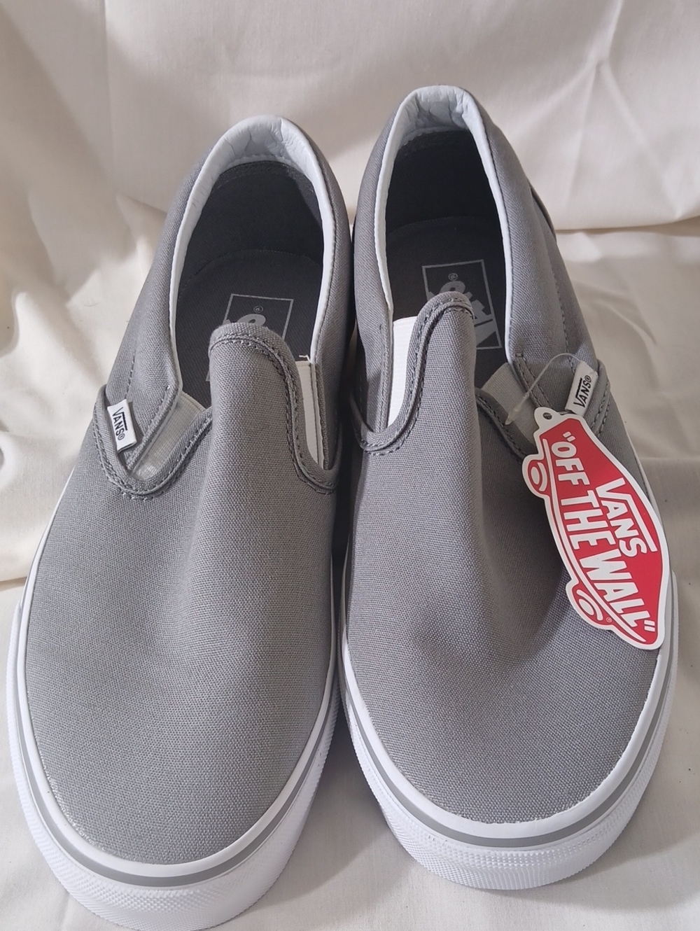 Vans Gray Classic Slip-On Canvas Loafers Size Mans 8.5 Womans 10